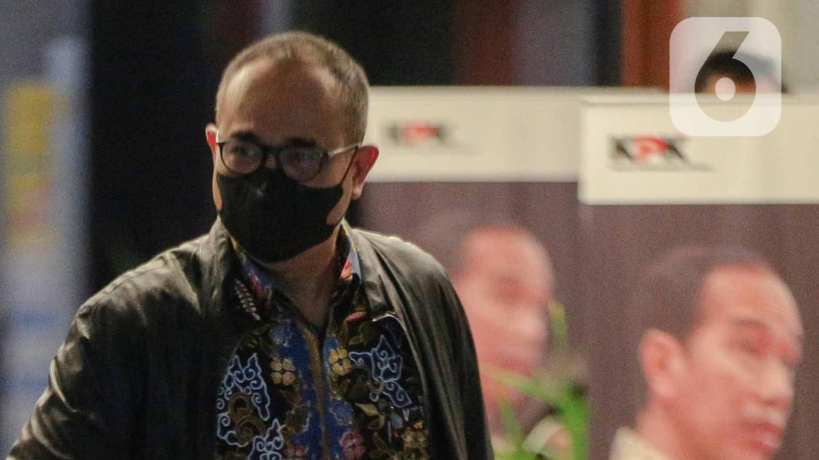 048292300_1677670381-Ekspresi_Ayah_Mario_Dandy_Rafael_Alun_Trisambodo_Usai_Diperiksa_KPK_Selama_8_Jam-Faizal-3.JPG