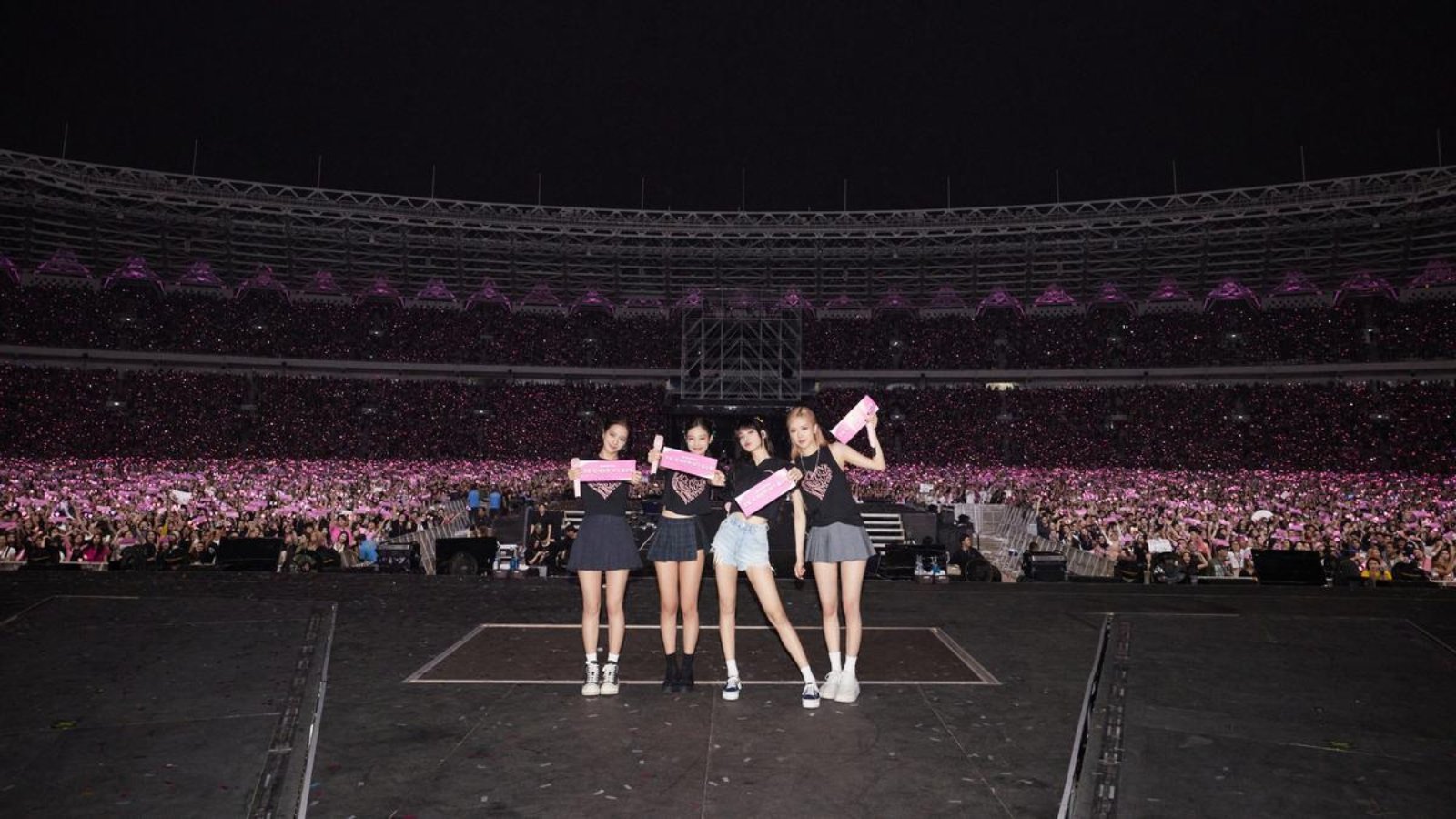 090102500_1678954267-Konser_BLACKPINK_Jakarta_11_Maret_2023_di_GBK-POOL__5_.jpg