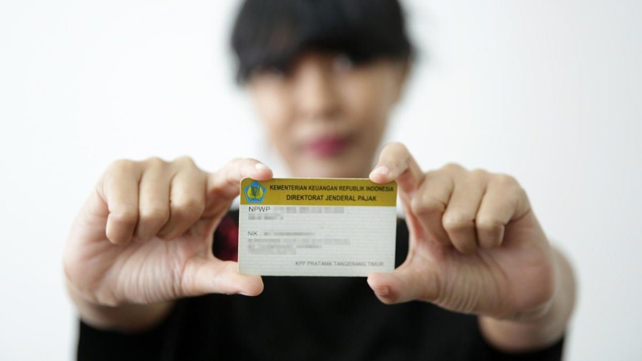 082071800_1702356592-NPWP__1__blur.jpg