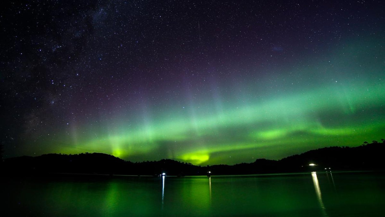 088664600_1723282089-Dark_Skies_Stewart_Island_-_Southland_New_Zealand_-_Credit_Sandra_Whipp_15.jpg
