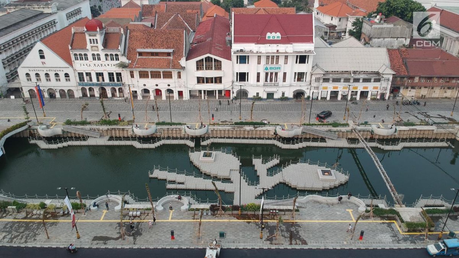 089547200_1531312473-Menikmati-Keindahan-Pedestrian-Kali-Besar-di-Kota-Tua-Jakarta1.jpg