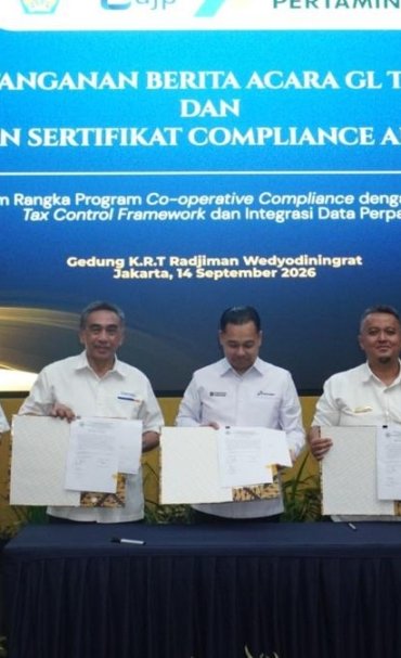058617600_1789730023-Penandatanganan_BA_GL_Tax_Mapping_oleh_Dirut_Pertamina_Kepala_KPP_WPB_Tiga_dan_Ketua_Tim_GL_Tax_Mapping.jpg.jpeg
