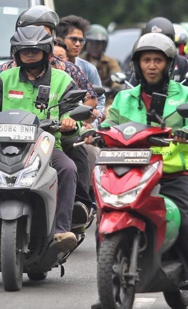 024386100_1751539843-20250703-Kenaikan_tarif_Ojol-ANG_2.jpg