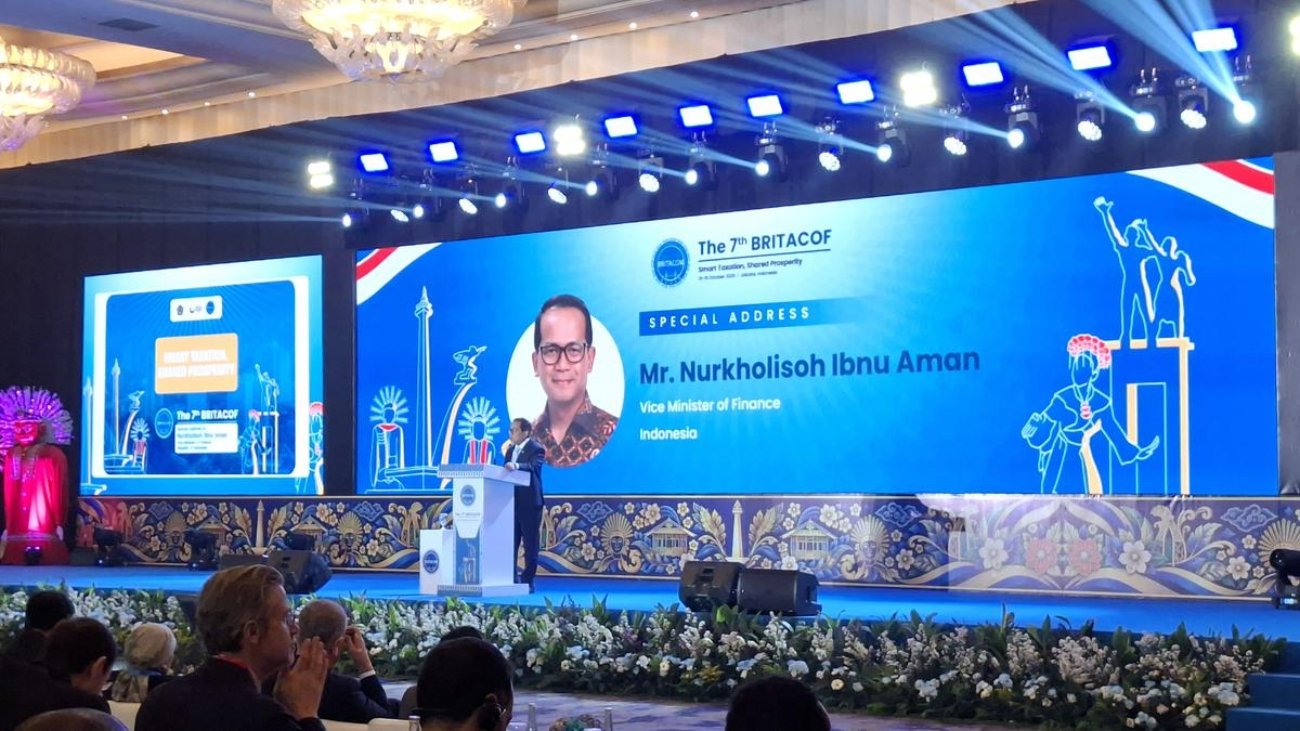042906900_1791884407-email-attachment_2026_10_13_ariefhakim-at-klyid_wamenkeu-klaim-coretax-bikin-basis-pajak-naik-2-juta_1000471514.jpg